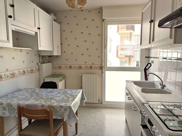 Appartement 2 pièces – 51 m² environ à Saint-Malo (ref : 38931)