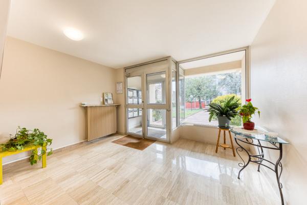 Appartement Le Plessis Robinson 3 pièce(s) 74 m2 €298 000 ** - Référence 351