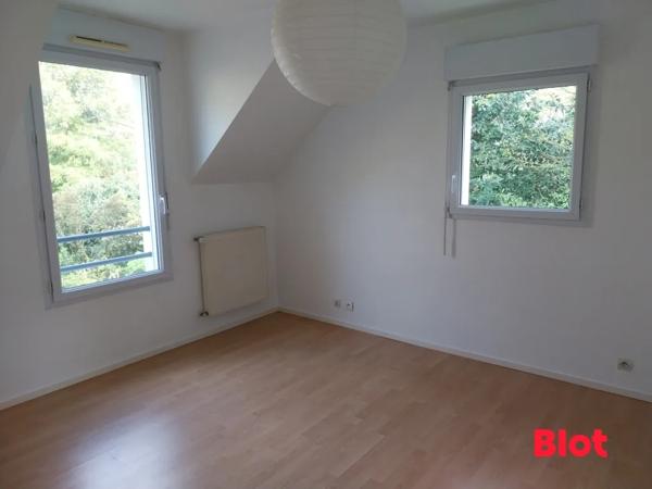 Maison 6 pièce(s)