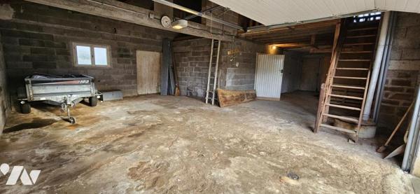 Maison avec grande dépendance et grand terrain