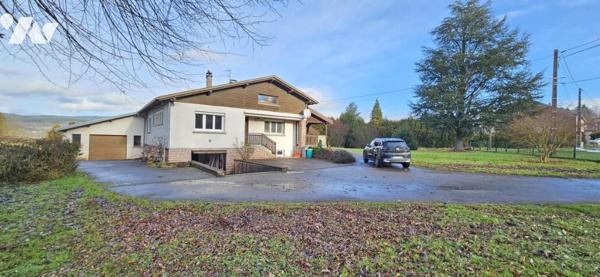 Maison avec grande dépendance et grand terrain