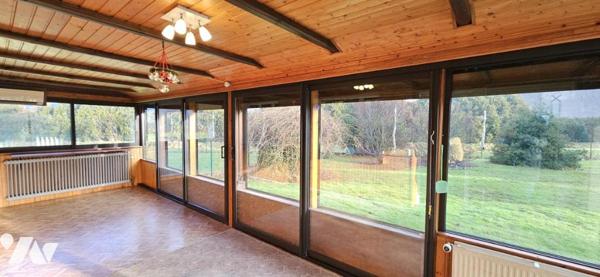 Maison avec grande dépendance et grand terrain