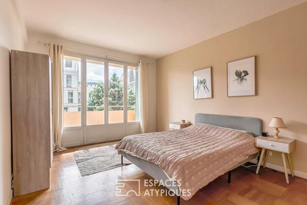 Appartement rénové avec balcon