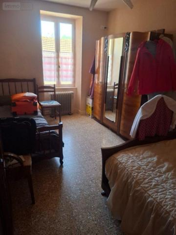 Corps de ferme à vendre à Malicorne dans l'Allier (03600), ref : 18016/1980