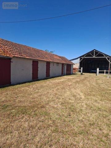 Corps de ferme à vendre à Malicorne dans l'Allier (03600), ref : 18016/1980