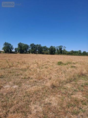 Corps de ferme à vendre à Malicorne dans l'Allier (03600), ref : 18016/1980