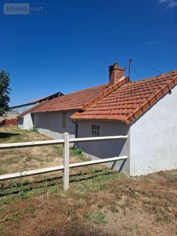 Corps de ferme à vendre à Malicorne dans l'Allier (03600), ref : 18016/1980