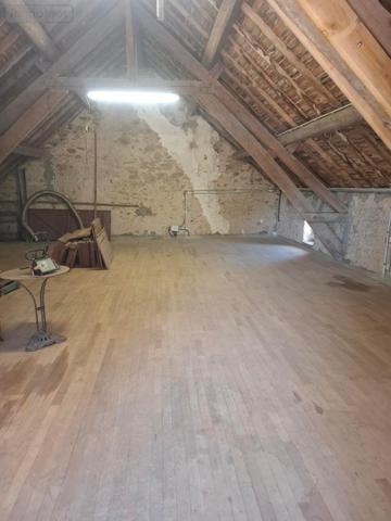 Corps de ferme à vendre à Malicorne dans l'Allier (03600), ref : 18016/1980