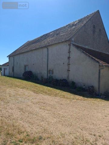Corps de ferme à vendre à Malicorne dans l'Allier (03600), ref : 18016/1980