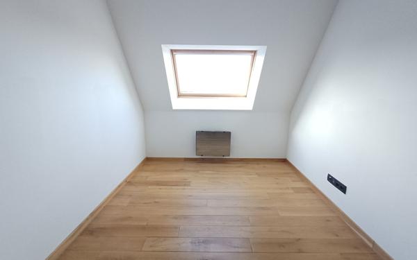 Appartement à louer    5 pièces •  Hazebrouck