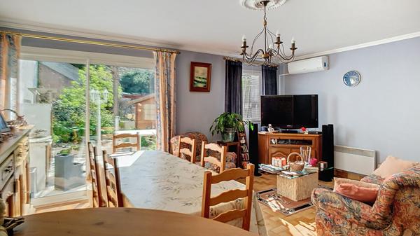 Maison 5 pièces à Châteauneuf de 97 m2 sur une parcelle de 407 m2