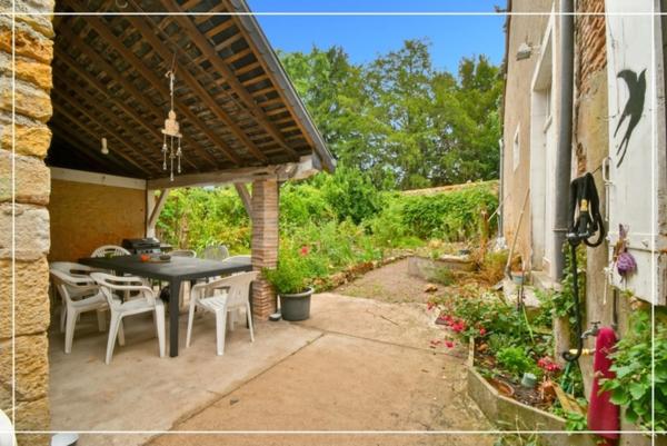 2 maisons + appartement indépendant + grange de 200 m² – Idéal famille ou projet de vie- DPE B (rare)