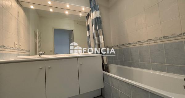 Location Appartement 4 pièces 83.91 m² - Lyon 69009