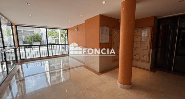 Location Appartement 4 pièces 83.91 m² - Lyon 69009