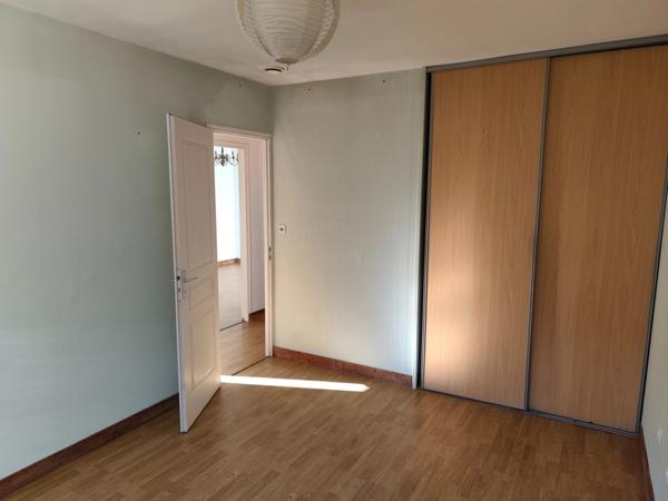 Maison à vendre 4 pièces SAINT MICHEL (16)