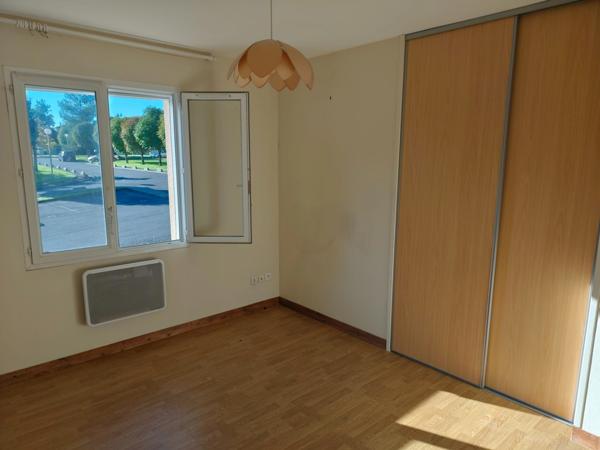 Maison à vendre 4 pièces SAINT MICHEL (16)