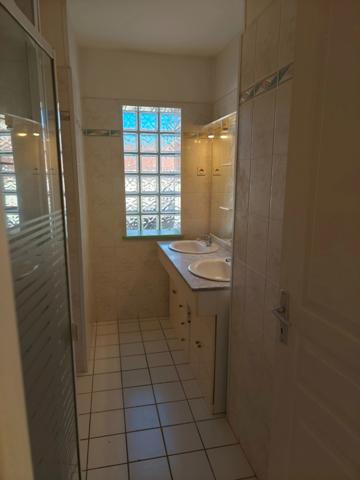 Maison à vendre 4 pièces SAINT MICHEL (16)