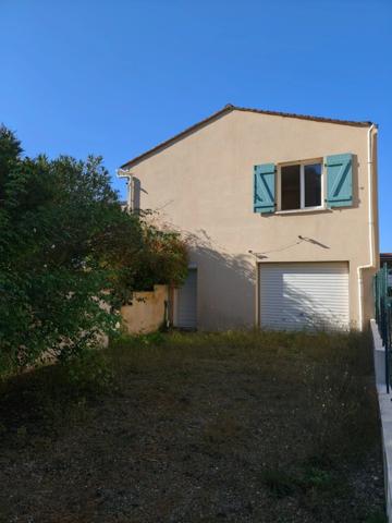 Maison à vendre 4 pièces SAINT MICHEL (16)