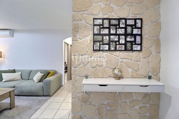 Au calme absolu, superbe T3 rénové avec loggia