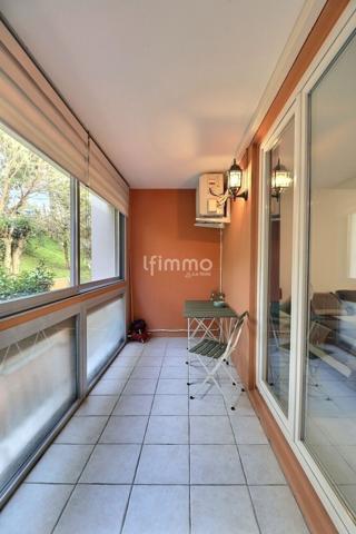 Au calme absolu, superbe T3 rénové avec loggia