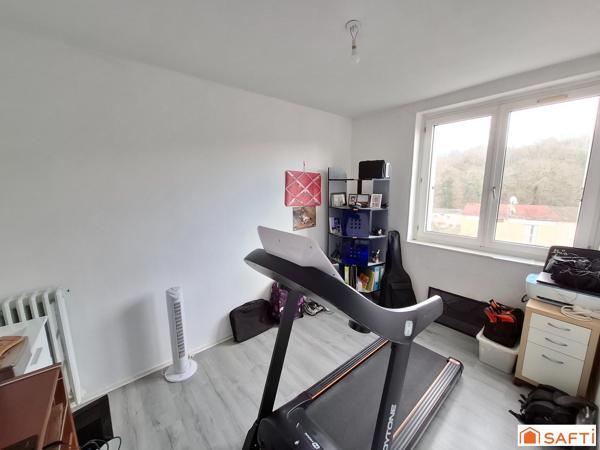 Maison mitoyenne vendu louée de 85m2 avec jardin, 5 pièces dont 3 chambres