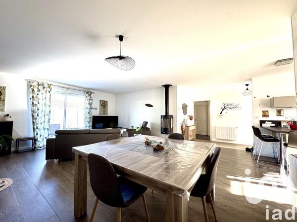 House for sale 5 rooms 109 m² Pechbonnieu