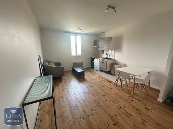 Appartement à louer 1 pièce 39.35m² Pamiers (09100)