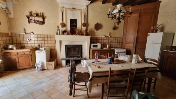 Maison à vendre à Jonzac en Charente-Maritime (17500), ref : 1838