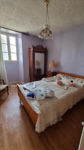 Maison à vendre à Jonzac en Charente-Maritime (17500), ref : 1838