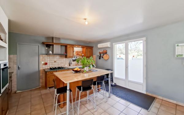 Maison à vendre    4 pièces •  Fabas