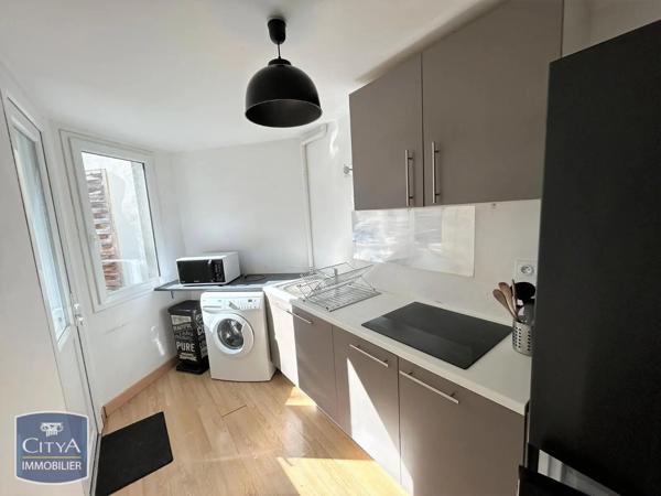 Appartement à louer 2 pièces 41.42m² Cholet (49300)