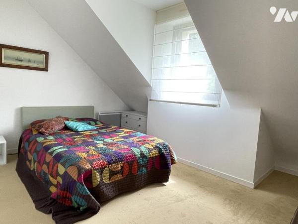 LARMOR-BADEN — Maison familiale lumineuse, au calme, entre bourg et plages