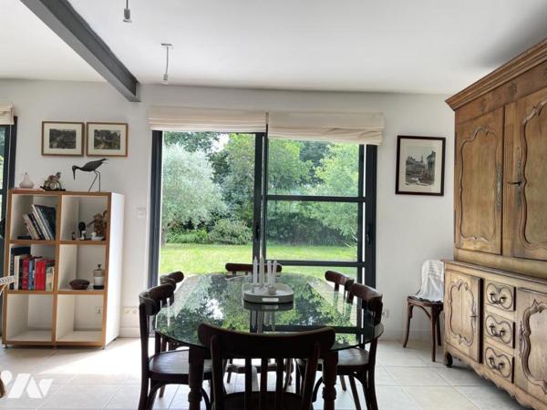 LARMOR-BADEN — Maison familiale lumineuse, au calme, entre bourg et plages