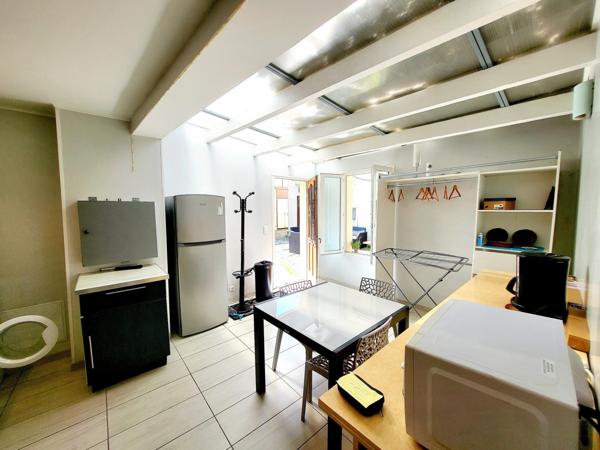 Face à la plage - 105m²- 4ch - Maisonnettes cour ext