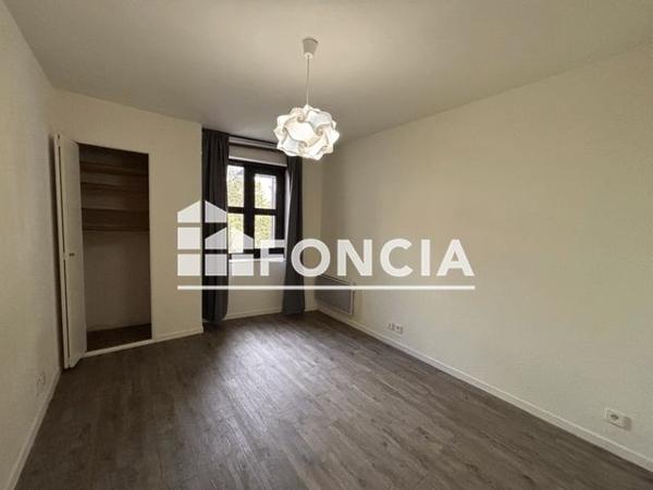 Location Appartement 2 pièces 50.4 m² - 55 PLACE DROUET D'ERLON Reims 51100