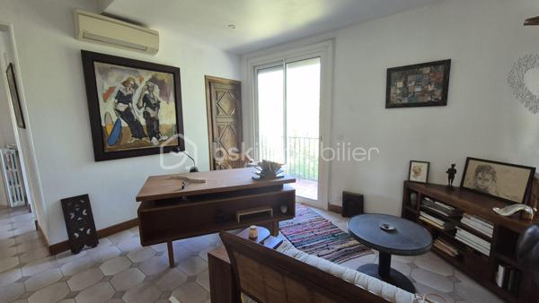 Maison de 278 m²