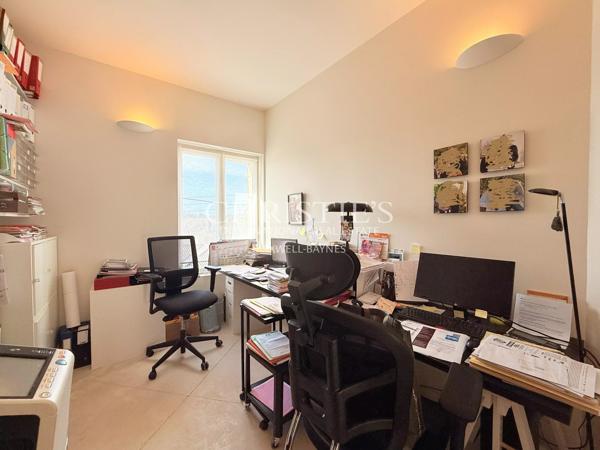 Maison avec piscine, terrasses en cascades et studio – Angoulême centre