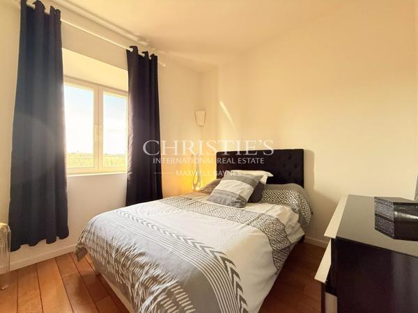 Maison avec piscine, terrasses en cascades et studio – Angoulême centre