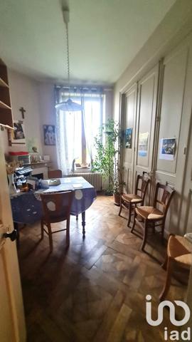 Maison 6 pièces de 161 m² à Haraucourt (08450)