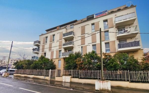 Appartement à vendre    4 pièces • 74,90 m2 Épinay-sur-Seine