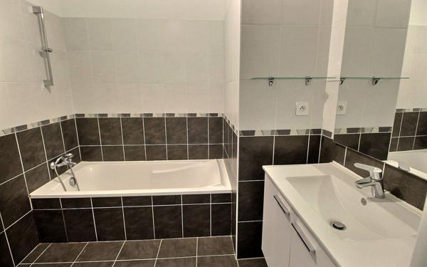 Appartement à vendre    2 pièces • 41,88 m2 Allauch