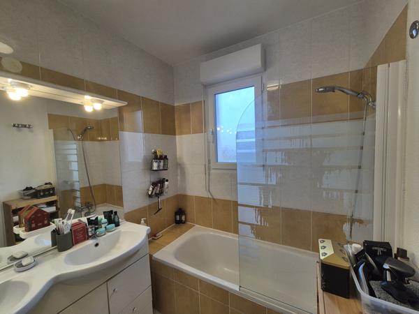 Gimont (32200) Maison T4 de 80m2 à Gimont avec jardin, terrasse et garage