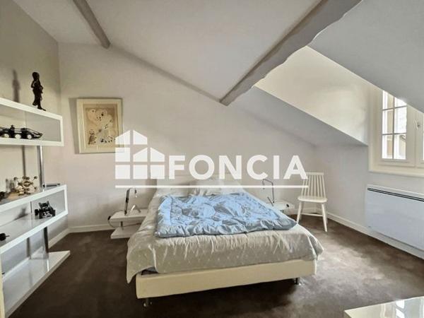 À vendre Maison 7 pièces 230 m² - Sainte-sigolène 43600