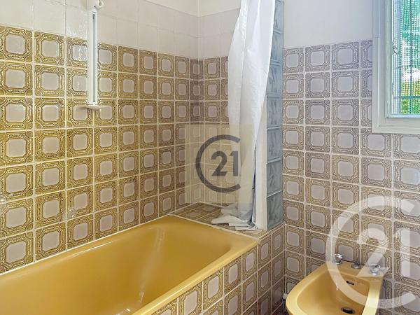 Appartement F2 à vendre  2 pièces - 56,83 m 2   AMELIE LES BAINS PALALDA  - 66
