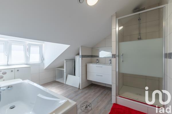 Maison à vendre 6 pièces 145 m² Montois-la-Montagne