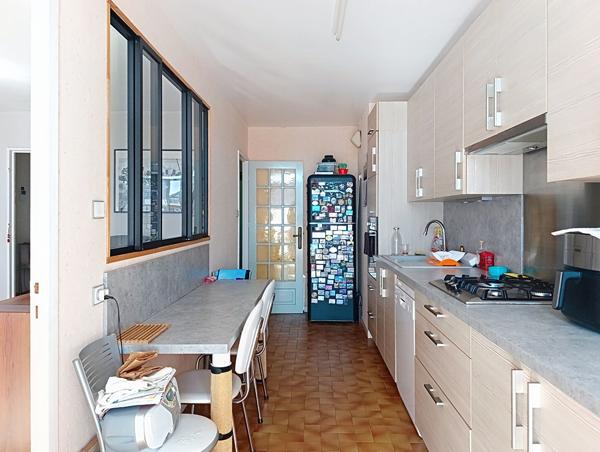 EXCLUSIVITÉ NESTENN - T4 de 88,34 m² avec 3 balcons, ascenseur et vue Parc de l'Europe