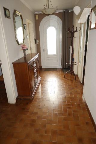 EXCLUSIVITE. PLOUGASTEL-DAOULAS (29470)- A proximité de tous commerces et services, au calme,  ...
