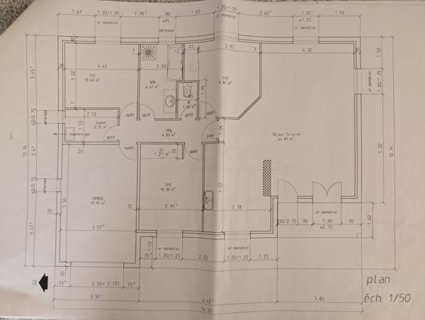 Replonges (01750) à vendre proche MÂCON ( AIN) ,maison de plain -pied de 97 M2 P4 gge sur terrain clos