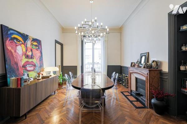 GRENOBLE: Place Hubert Dubedout/rue docteur MAZET