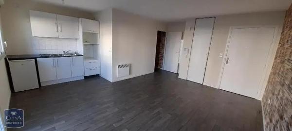 Appartement à louer 2 pièces 46.95m² Mazingarbe (62670)